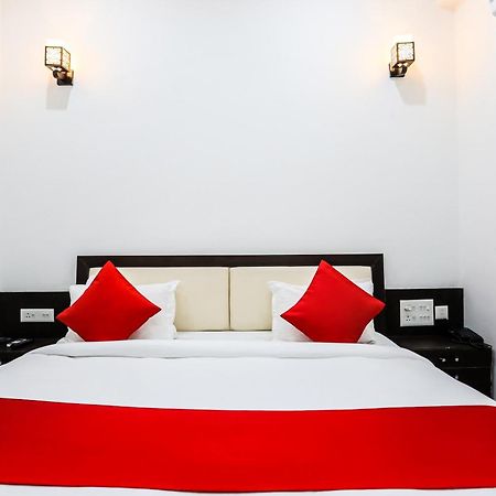 Oyo Hotel New Geetanjali Near Gautam Buddha Park Lucknow Eksteriør bilde