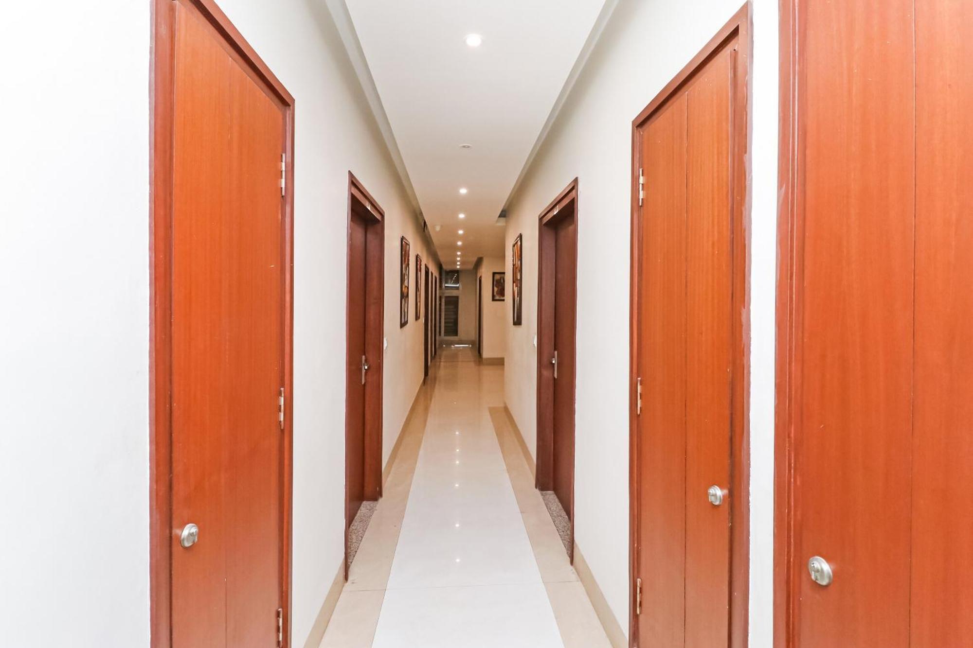 Oyo Hotel New Geetanjali Near Gautam Buddha Park Lucknow Eksteriør bilde